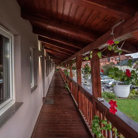 Konukevi Sweet Life Wellness 4*