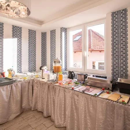 Sweet Life Wellness 3*