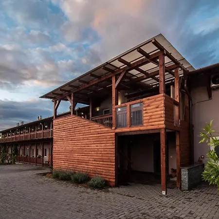 Konukevi Sweet Life Wellness 4*